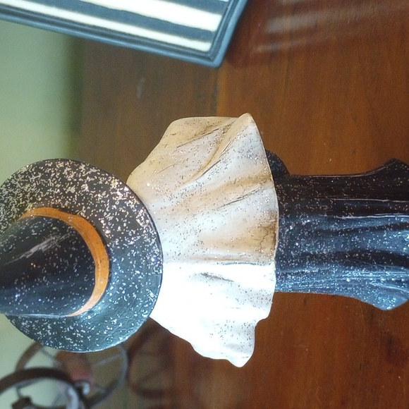 Halloween Trio Trick or Treating - Picture 7 of 7